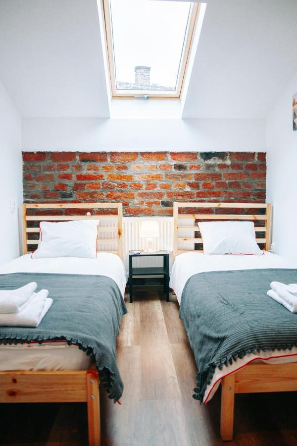 Kali Host Home Away From Home Тыргу-Муреш Экстерьер фото