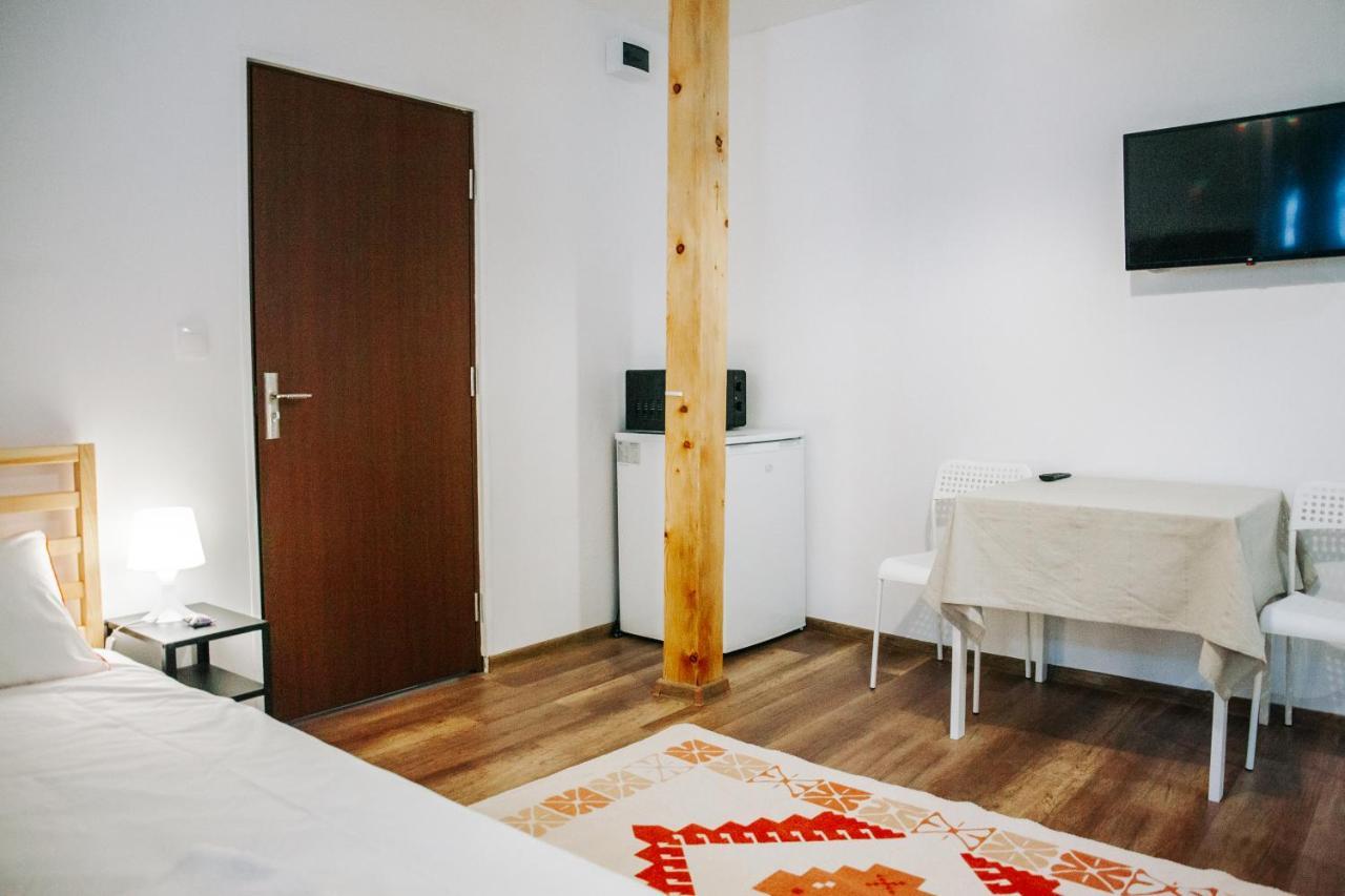 Kali Host Home Away From Home Тыргу-Муреш Экстерьер фото